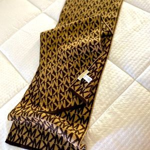 Authentic Michael Kors Scarf